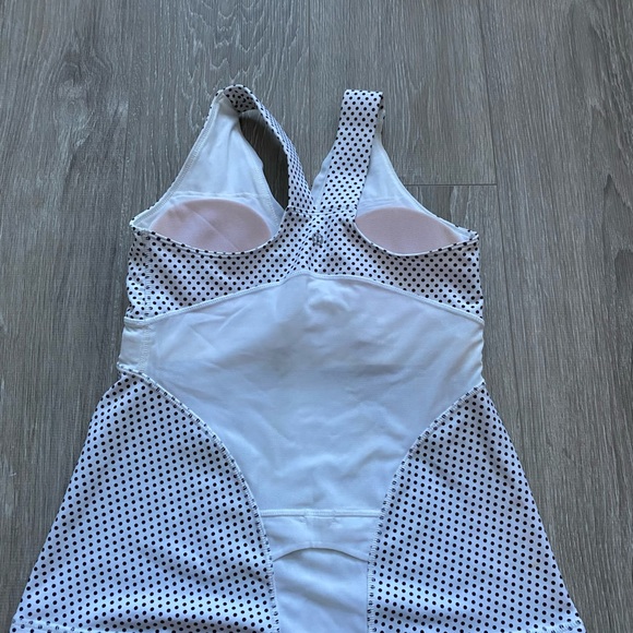 Lululemon polka dot workout top - Picture 2 of 3